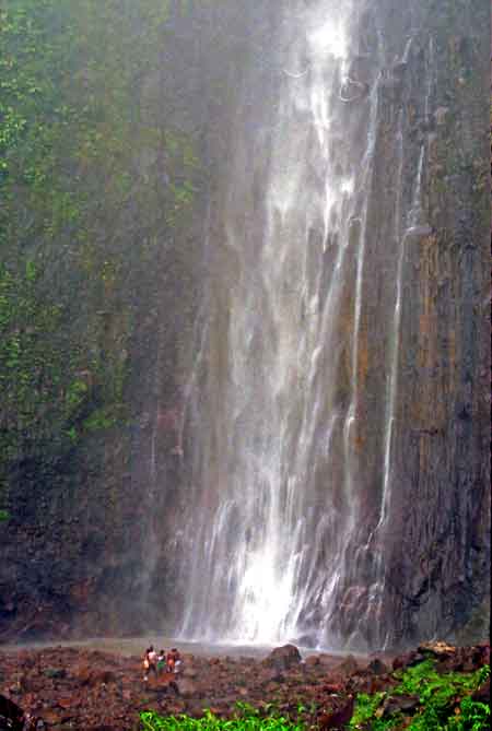 le bas de la 2eme chute du carbet en 1997 