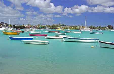 le port de grand Baie a  l'ile maurice