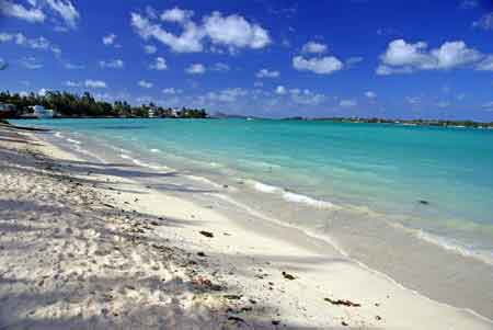 plage de Grand baie  l'le Maurice