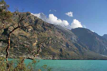 Pérou lac Chinancocha, mont Huascaran 