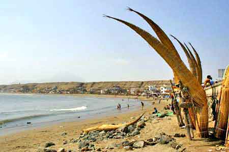 Pérou Huanchaco et cabalitos 