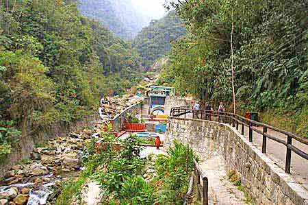 Pérou  Aguas Calientes   