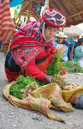 Pérou  le marché de Pisac  