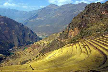 Pérou Pisac la vallée sacrée des Incas  