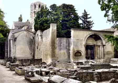 Arles - Alyscamps- St Honorat
