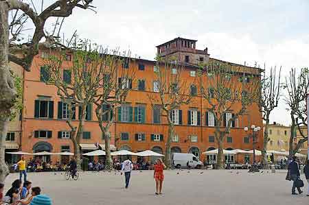 Lucques (Lucca) Toscane Italie