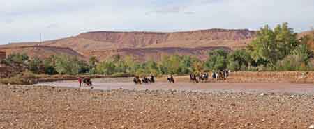 oued en crue  Ait ben Haddou