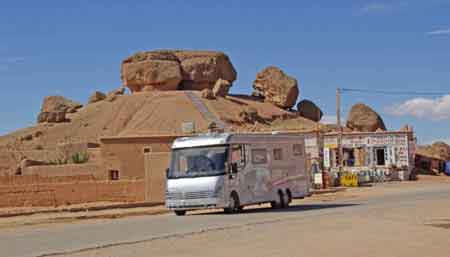 Camping car vallée du Dadès - Sud maroccain