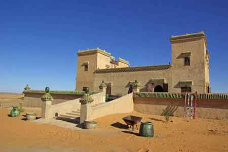 AUberge dans les dunes de Merzouga Sud du Maroc