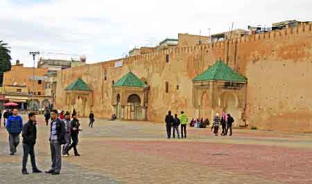 Place Hedime Meknès ville impériale du Maroc