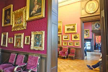 le château de Chantilly : galeries de peintures