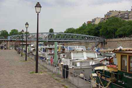 Paris  canal st Martin