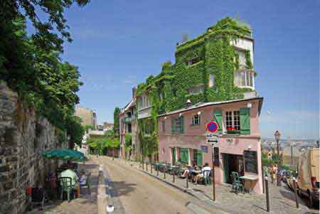 La maison rose Montmartre Paris