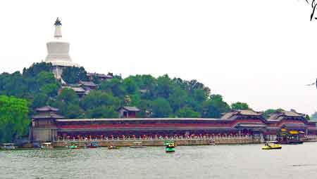 Pékin parc Benhai stupa