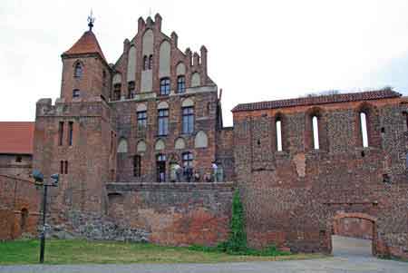 Torun chateau des chevaliers Teutoniques Pologne