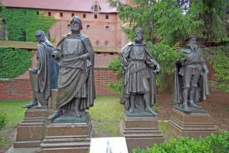 Chateau de Malbork Pologne - Marienburg