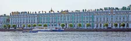 St Petersbourg: le palais d'hiver et le musée de l'hermitage