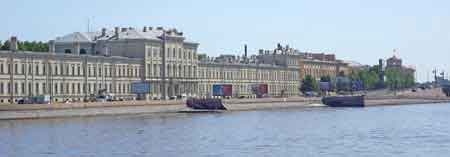 la Neva fleuve  St Petersbourg