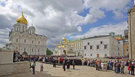 place des cathédrales du Kremlin  Moscou