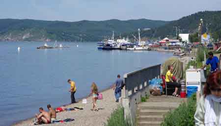 Listvyanka lac baïkal - Russie - Sibérie