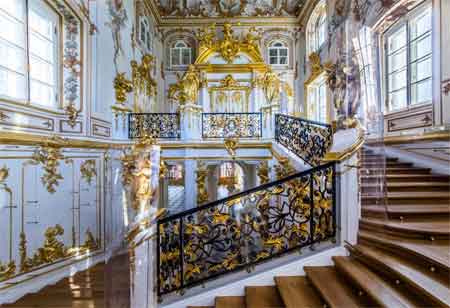 Peterhof grand palais intérieur