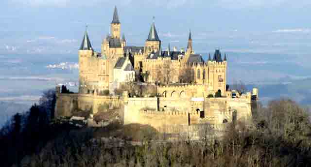 LE CHATEAU DES hOHENZOLLERN