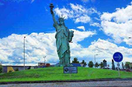 colmar replique de la statue de la Liberté par Bartholdi