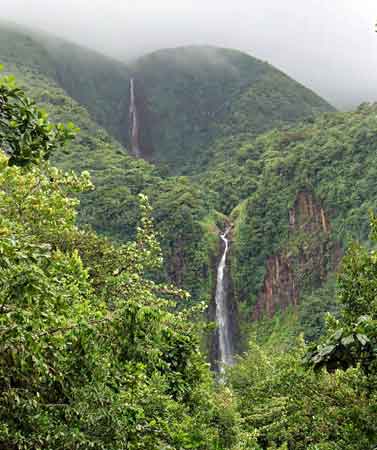 la 1ere et la 2eme chute du Carbet Guadeloupe