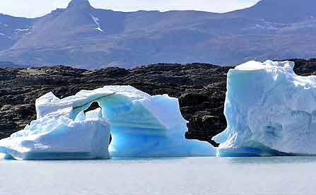 Argentine  glacier Upsala Patagonie 