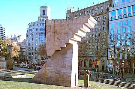 Barcelone  Place de Catalogne 