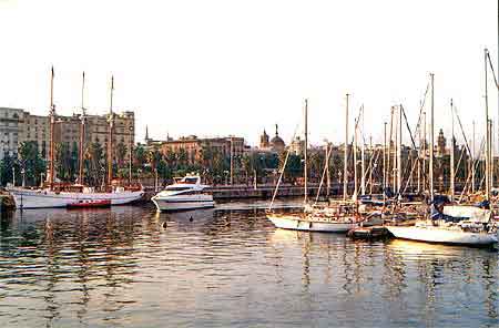 Barcelone port marina 