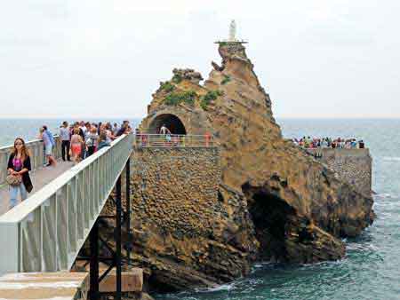 Biarritz rocher de la  Vierge pays basque français pyrennes atlantique