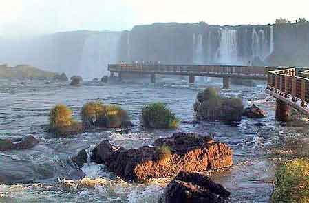 les chutes d iguassu Bresil Argentine