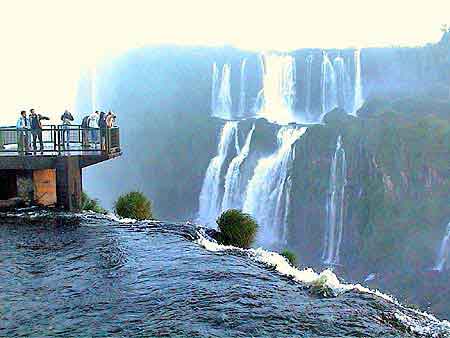 les chutes d iguassu Bresil Argentine