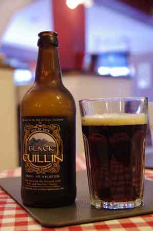 Ecosse  Portree - ile de Skye biere Black Guillin