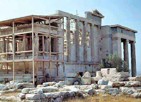  L'Erechthéion et les célèbres Cariatides, Athenes  Greece Grèce