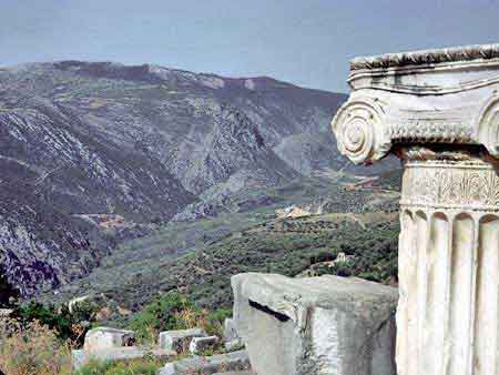 Delphes ruines antiques Greece Grèce