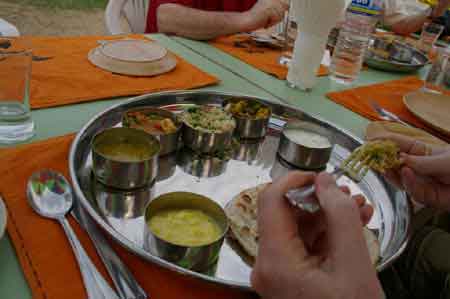Agra repas traditionnel indien
