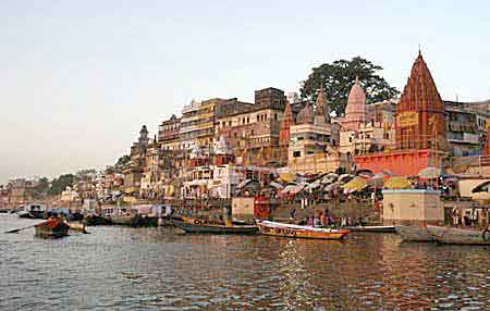 gaths sur le gange Inde Varanasi Benars