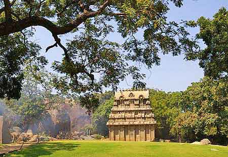 Inde Tamil Nadu la lgende de l'ascse d'Arjuna  Mamallapuram