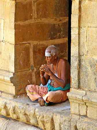 Temple à Gongaikondacholapuram Inde Tamil Nadu