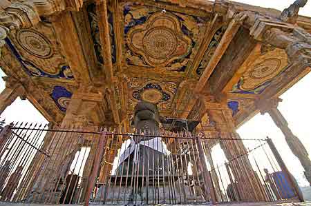 Inde Tamil Nadu Tanjore  temple de    	Brihadishwara