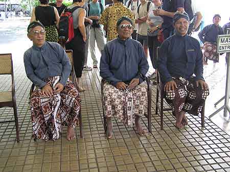 Indonesie  Le palais du Sultan  Yodjakarta Java 