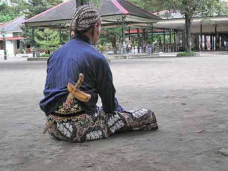Indonesie  Le palais du Sultan  Yodjakarta Java 