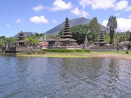 lac Bratan Bali