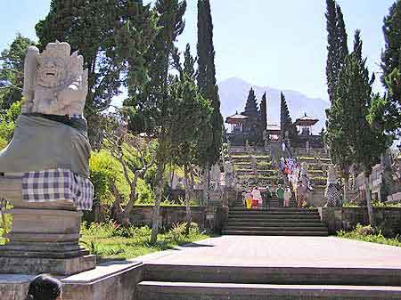 le temple de Besakih Bali Indonsie