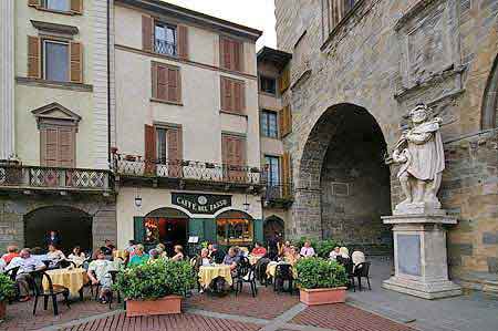 Bergame Ville Medievale Et Renaissance En Italie Du Nord Visite