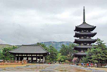 Kofuku-ji Nara  Japon