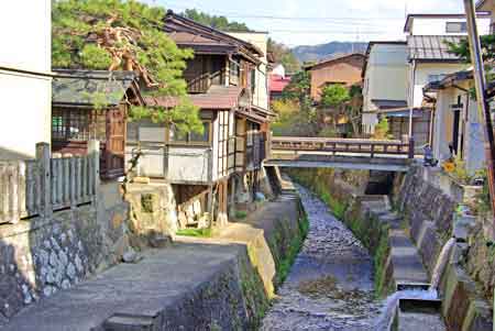 Takayama rivière Myia