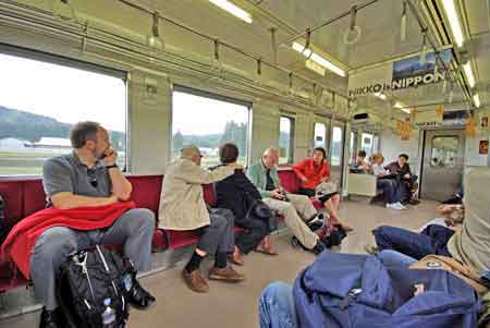 train pour Nikko Japon